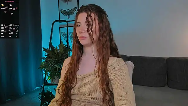 Snapshot of Freckle_Diyana chatting on November 14, 2025, 9:13 pm Freckle Diyana online show from November 14, 2025, 9:13 pm