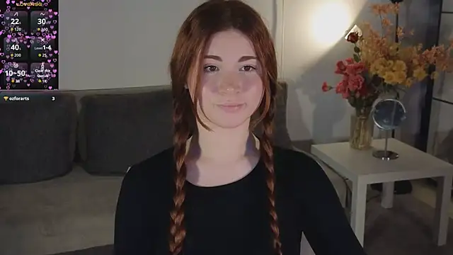 Snapshot of Freckle_Diyana chatting on December 3, 2025, 9:46 pm Freckle Diyana online show from December 3, 2025, 9:46 pm