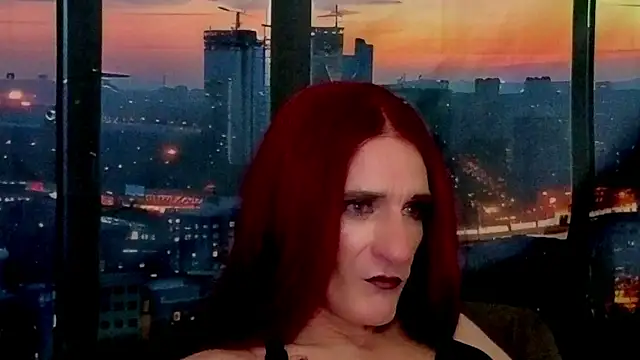 LuvNuk online show from September 10, 2025, 9:31 am