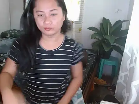Sweet amberxyz18 online show from April 20, 2026, 3:42 am