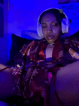 KimiAqua online show from October 30, 2025, 10:32 pm