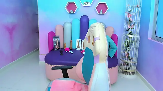 Snapshot of LYA_SWEETX chatting on February 2, 2025, 3:32 am LYA SWEETX online show from February 2, 2025, 3:32 am