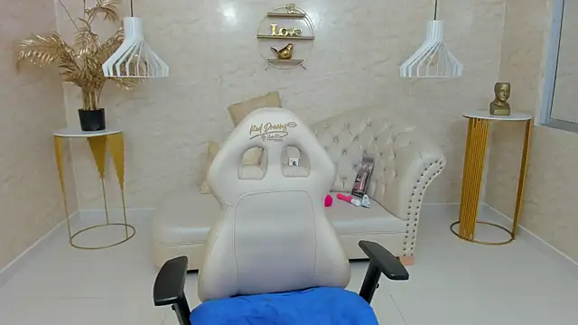 Snapshot of LYA_SWEETX chatting on March 7, 2025, 10:13 am LYA SWEETX online show from March 7, 2025, 10:13 am