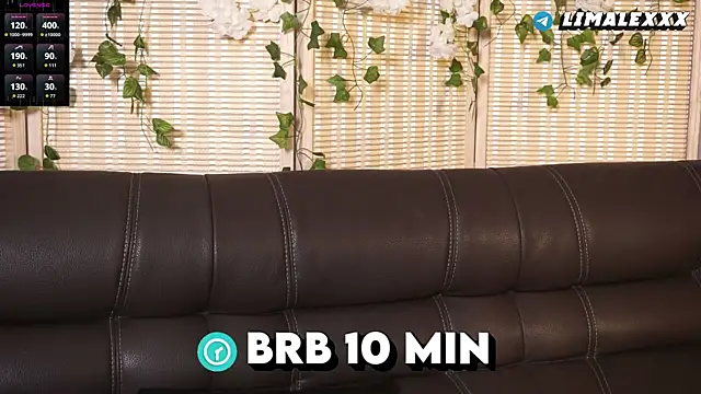 Snapshot of LimaLexxx chatting on October 25, 2025, 5:40 pm LimaLexxx online show from October 25, 2025, 5:40 pm