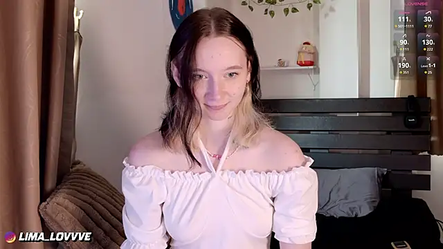 Snapshot of LimaLexxx chatting on February 16, 2026, 1:35 am LimaLexxx online show from February 16, 2026, 1:35 am