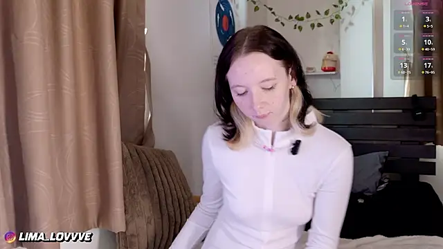 Snapshot of LimaLexxx chatting on February 19, 2026, 2:29 am LimaLexxx online show from February 19, 2026, 2:29 am