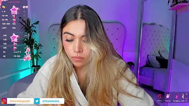 Snapshot of charlotte__grey chatting on January 14, 2025, 1:26 am charlotte grey online show from January 14, 2025, 1:26 am
