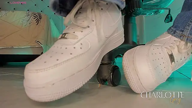 Snapshot of charlotte__grey chatting on January 5, 2026, 8:23 pm charlotte grey online show from January 5, 2026, 8:23 pm