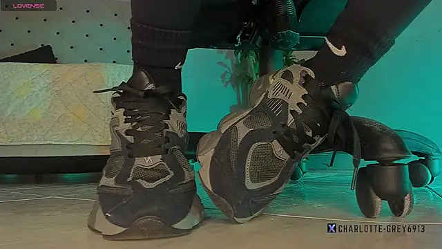 Snapshot of charlotte__grey chatting on January 12, 2026, 12:10 pm charlotte grey online show from January 12, 2026, 12:10 pm