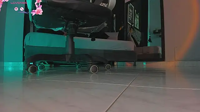 Snapshot of charlotte__grey chatting on February 12, 2026, 8:15 pm charlotte grey online show from February 12, 2026, 8:15 pm