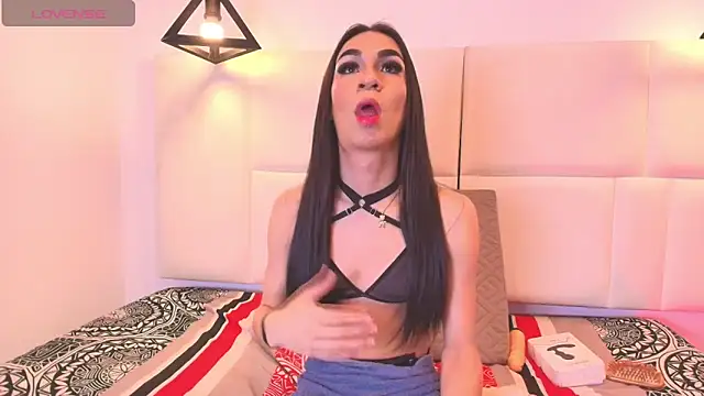 Mia thompson 19 online show from March 18, 2025, 8:37 pm