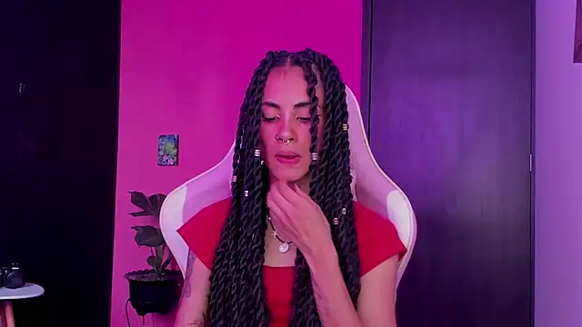 Juanadearco5 online show from December 28, 2024, 5:46 pm