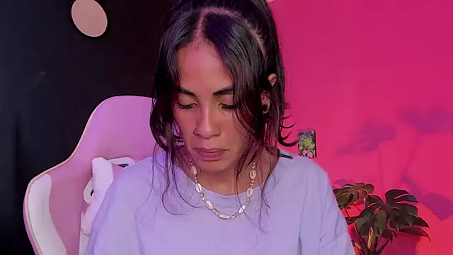 Juanadearco5 online show from March 6, 2025, 5:33 pm