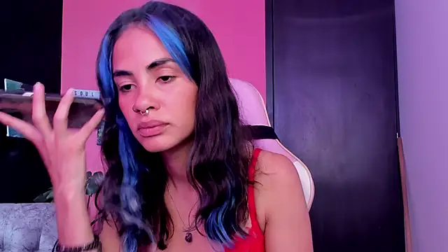 Juanadearco5 online show from October 22, 2025, 3:45 pm