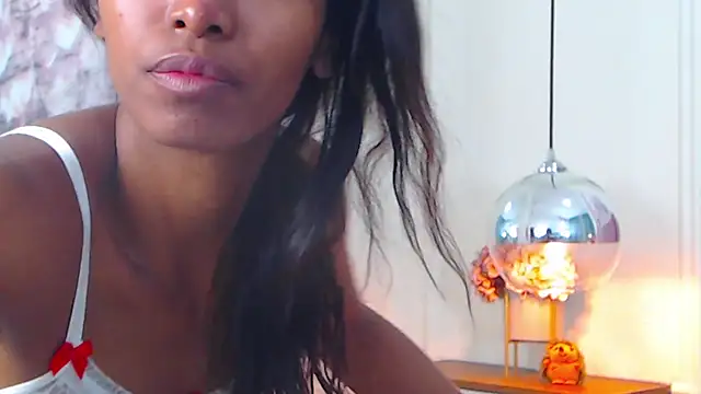 SabrinaDevill online show from November 1, 2025, 12:51 pm