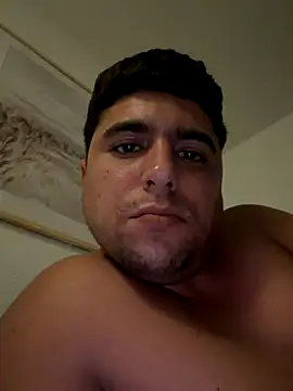 elwhite1996 online show from October 28, 2025, 6:28 am