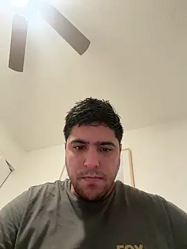 elwhite1996 online show from December 15, 2025, 1:43 am