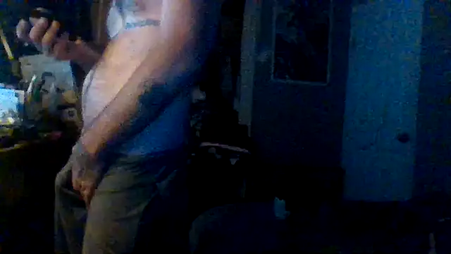 Snapshot of Tipski chatting on May 26, 2026, 7:15 am Tipski online show from May 26, 2026, 7:15 am
