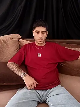 arenn1997 online show from October 28, 2025, 12:09 pm