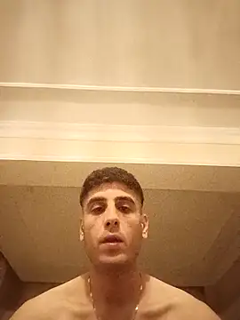 arenn1997 online show from November 8, 2025, 12:11 am