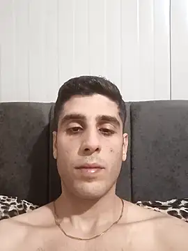 arenn1997 online show from March 26, 2026, 12:17 am