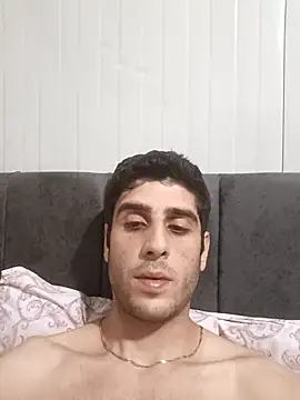 arenn1997 online show from May 4, 2026, 12:17 am