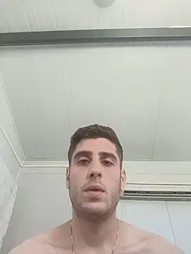 arenn1997 online show from May 26, 2026, 12:01 pm