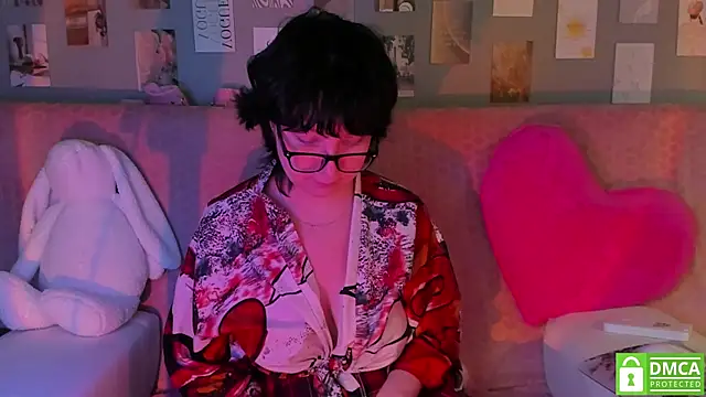 dreamgirllovee online show from February 28, 2025, 6:10 am