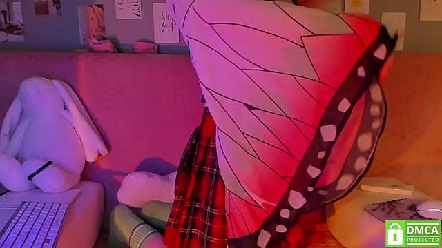 dreamgirllovee online show from March 2, 2025, 1:04 am