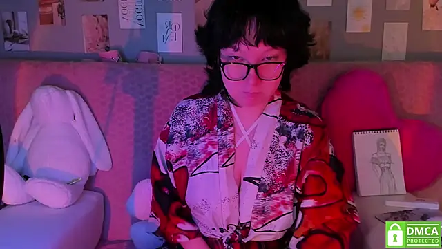 dreamgirllovee online show from March 6, 2025, 12:21 am