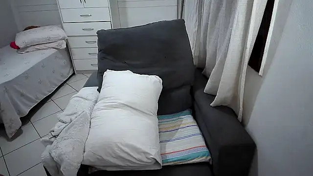 Micchellina online show from March 12, 2026, 9:43 pm