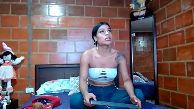 Snapshot of golositha29 chatting on December 26, 2024, 9:47 pm golositha29 online show from December 26, 2024, 9:47 pm