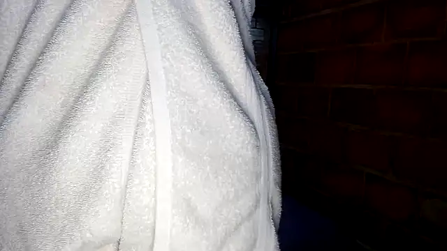 Snapshot of golositha29 chatting on December 27, 2024, 6:14 am golositha29 online show from December 27, 2024, 6:14 am