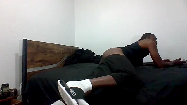 Snapshot of ColdAssXav93 chatting on April 21, 2026, 4:45 pm ColdAssXav93 online show from April 21, 2026, 4:45 pm