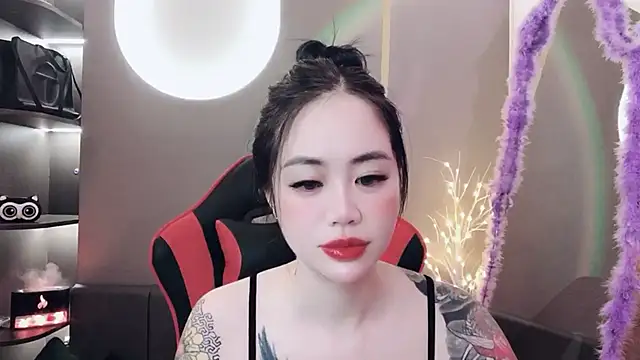 Snapshot of witch-39 chatting on December 29, 2024, 1:13 am witch-39 online show from December 29, 2024, 1:13 am