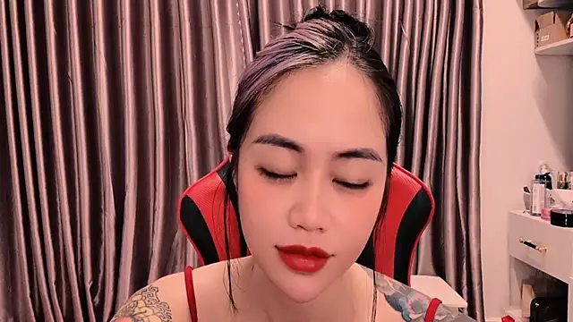 witch-39 online show from February 12, 2026, 6:41 am