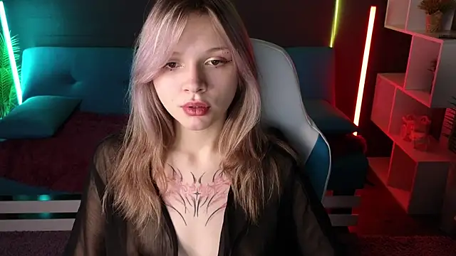 LitaBrom online show from December 7, 2024, 10:45 am