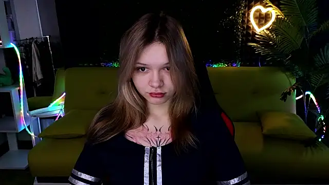 LitaBrom online show from February 1, 2025, 2:47 am