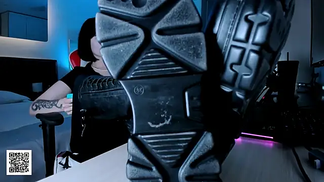 Snapshot of _Goddess_Misha_ chatting on November 3, 2025, 9:16 pm Goddess Misha online show from November 3, 2025, 9:16 pm