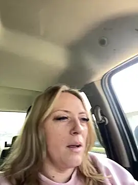 lezbean24 online show from March 6, 2026, 4:03 pm