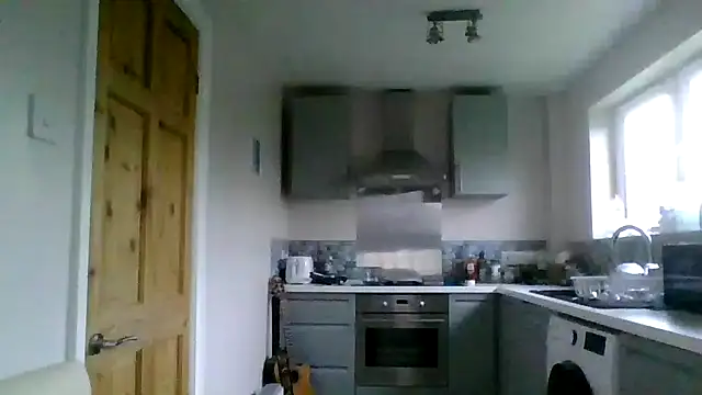 jimmybenido online show from October 15, 2025, 4:29 pm