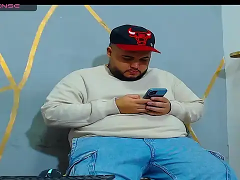 damian chubby online show from November 16, 2025, 7:36 am