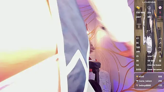 IamNayuta online show from February 24, 2025, 5:33 am