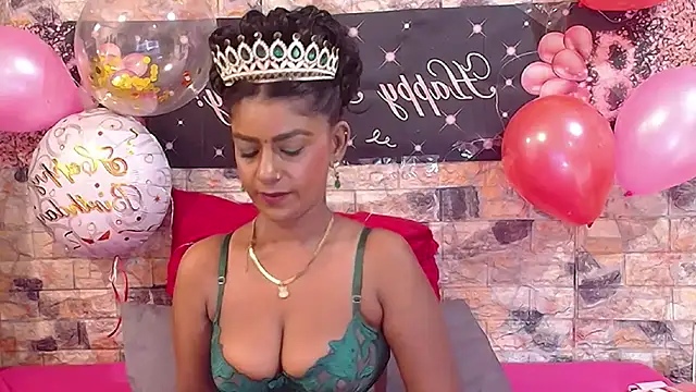 Snapshot of EroticSexyStripper chatting on March 10, 2026, 4:28 am EroticSexyStripper online show from March 10, 2026, 4:28 am