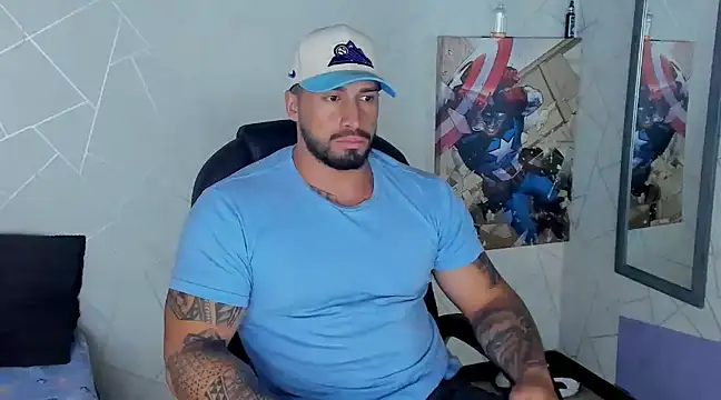 Snapshot of Cristian_Walker chatting on February 24, 2025, 8:14 pm Cristian Walker online show from February 24, 2025, 8:14 pm