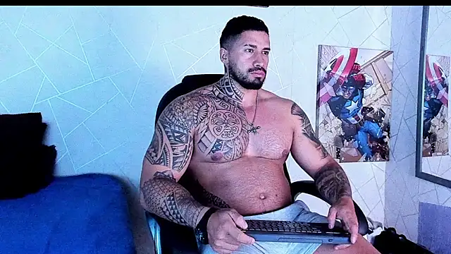 Snapshot of Cristian_Walker chatting on November 4, 2025, 11:20 am Cristian Walker online show from November 4, 2025, 11:20 am