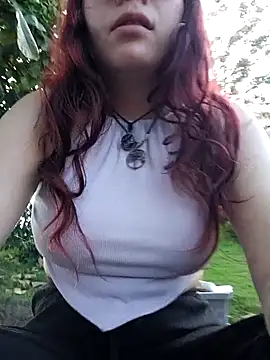 Erza escarleth online show from June 24, 2026, 9:58 pm
