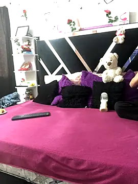 Snapshot of 1lovelygirls chatting on September 18, 2025, 12:07 pm 1lovelygirls online show from September 18, 2025, 12:07 pm
