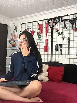 1lovelygirls online show from December 20, 2025, 12:12 pm