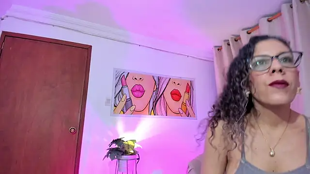 StarMilf online show from August 3, 2026, 12:32 pm